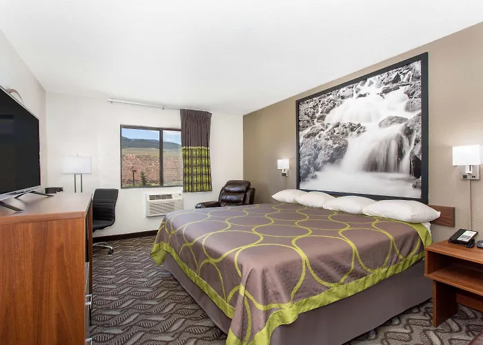 Motel Super 8 By Wyndham 2*