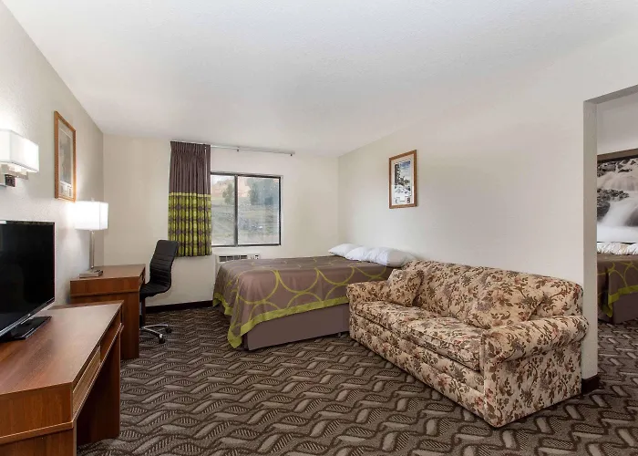 Super 8 By Wyndham
