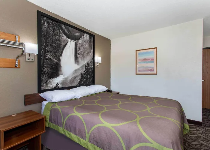 Motel Super 8 By Wyndham